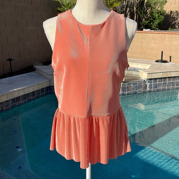 Halogen Sleeveless Coral Peplum Top -Size M - Picture 2 of 12